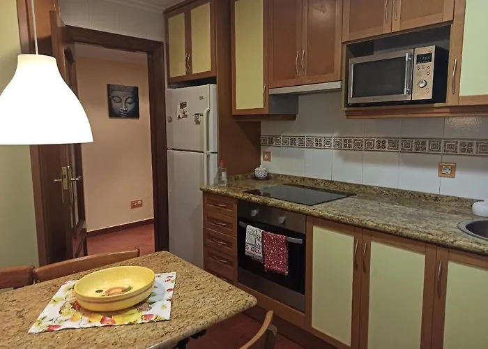 Les Playes, Cimavilla * Χιχόν